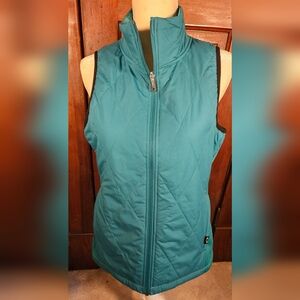 Green Oakley Zippered vest size Medium